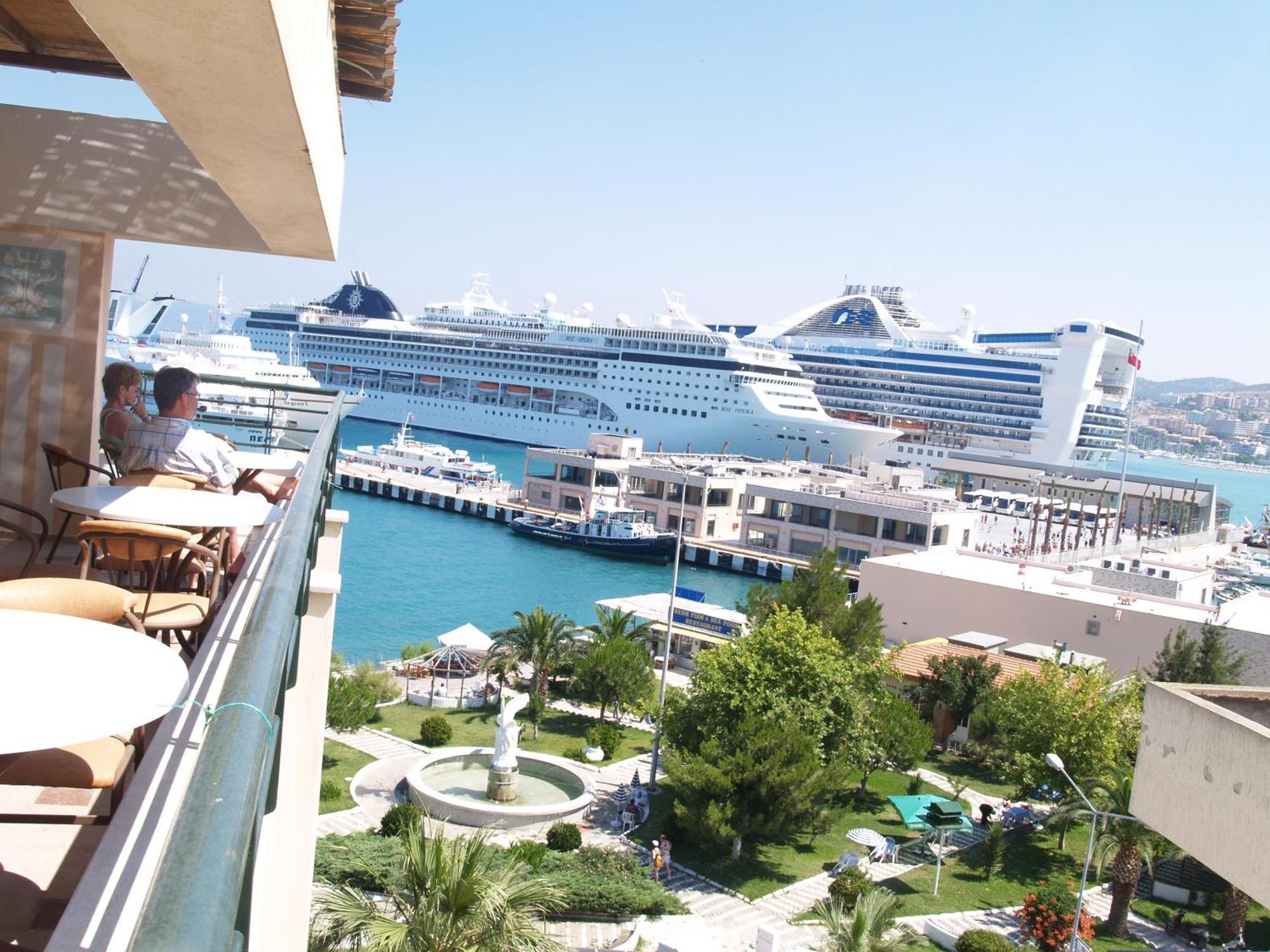 Kayhanbey Hotel Kusadasi Exterior photo