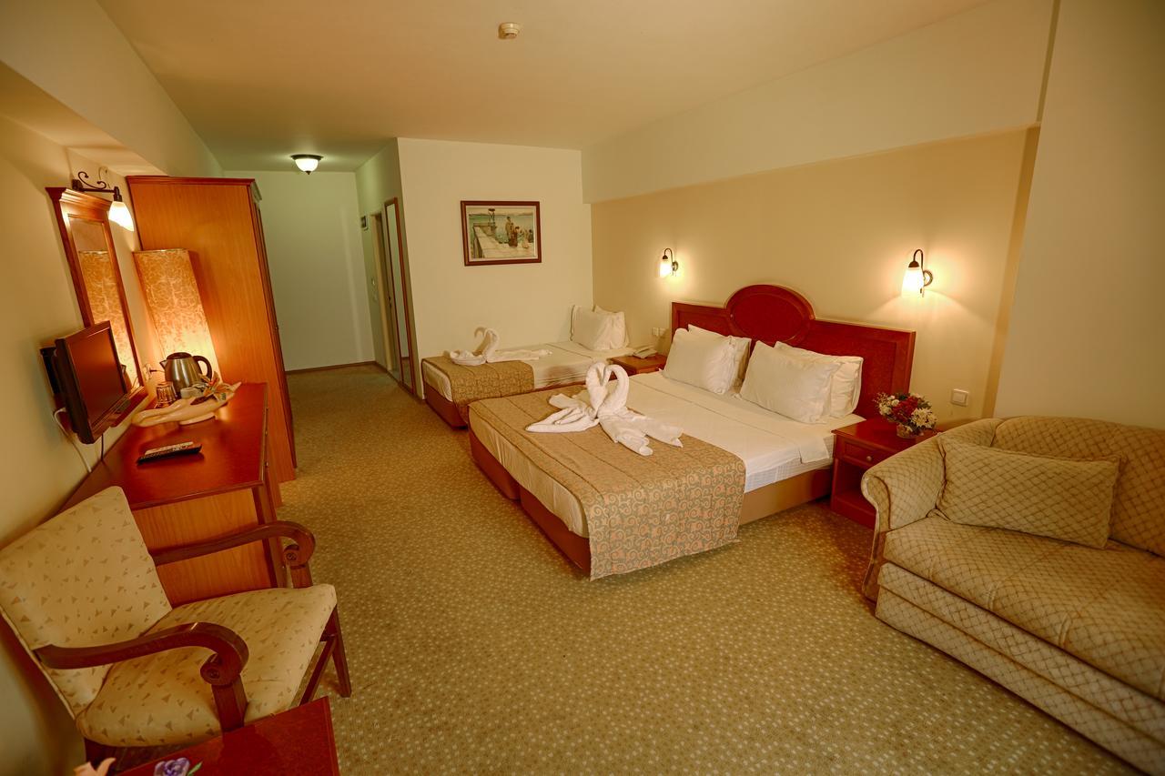 Kayhanbey Hotel Kusadasi Exterior photo