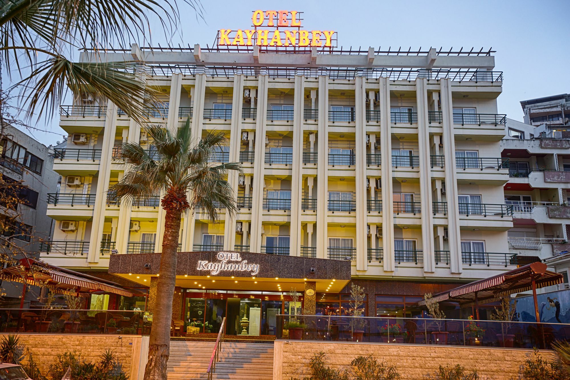 Kayhanbey Hotel Kusadasi Exterior photo