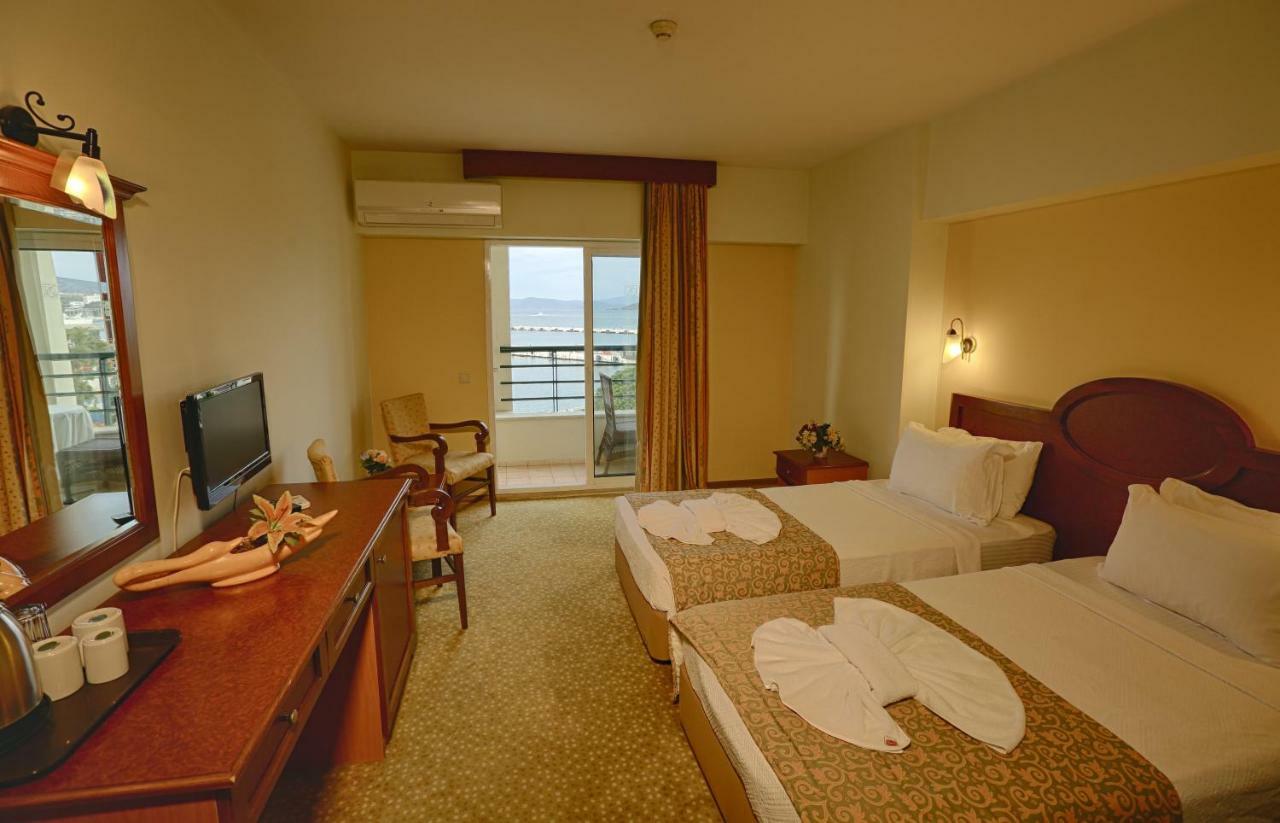 Kayhanbey Hotel Kusadasi Exterior photo